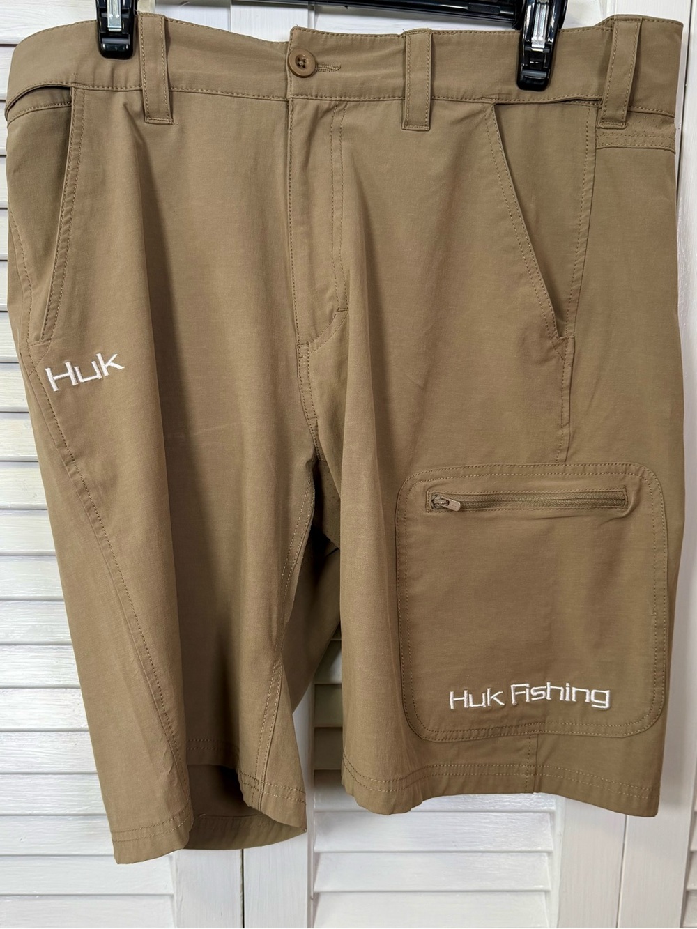 Huk Men’s  Performance Fishing Shorts with Zip Cargo Pocket Size Large Gorpcore